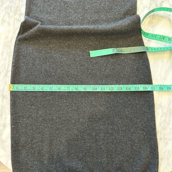 Allude Cashmere Knit Scoop Neck Dress - Picture 9 of 16